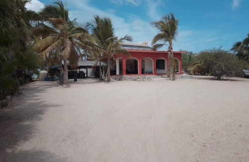 El Sargento Casa | Beachfront house in a beatiful n' perfect location