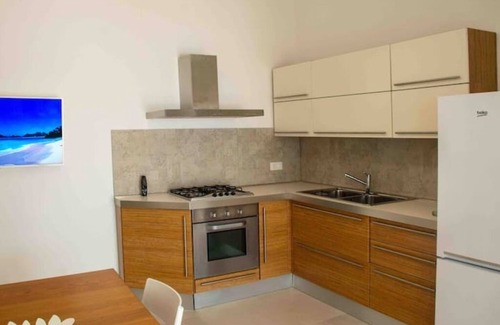 Torre San Giovanni Villa | Beachfront cottage 4/5 beds parking space