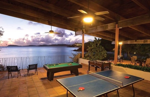 Flag Hill Complejo | Beachfront LimeTree Resort 1-Bedroom Suite + Amenities