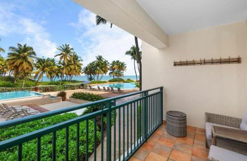 Mameyes II Apartamento | Beachfront Luxury 1BR-Ocean Villas