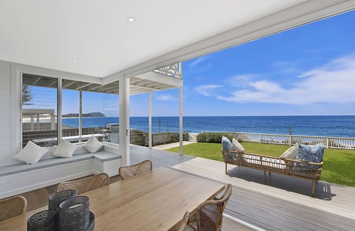 Wamberal Casa | Beachfront Luxury - ask about our WINTER specials