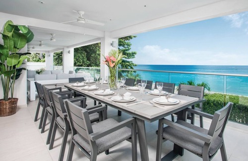 Old Trees Bay Apartamento | Beachfront Luxury - The One at St. James (4 bed)