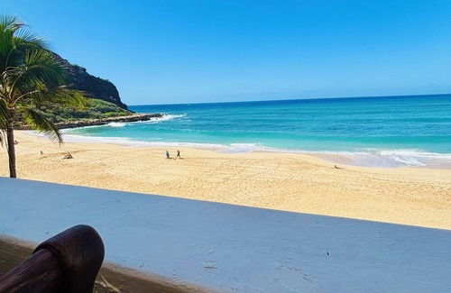 Makaha Condominio | Beachfront Makaha Condo, Breathtaking Ocean Views, MAY SUPER SPECIAL PRICE!!