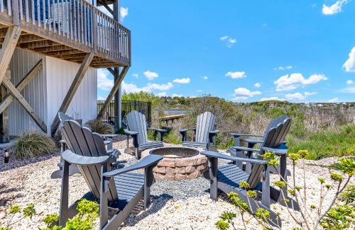 North Topsail Beach Casa | Beachfront Memories by Sea Scape Properties