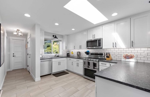 Camano Island Casa | Frente a la playa - N. Camano; monte Baker y Sunset View; 4 habitaciones y 4 camas literas