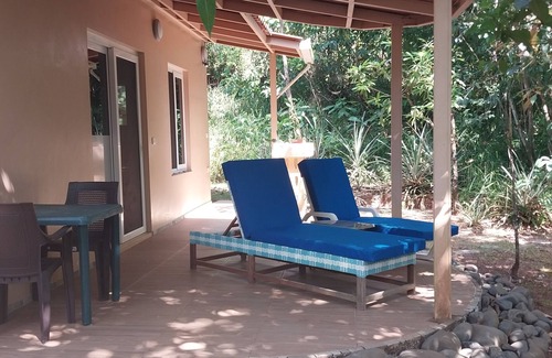 Torio Apartamento | Beachfront Nature Rentals, Couple's Suite