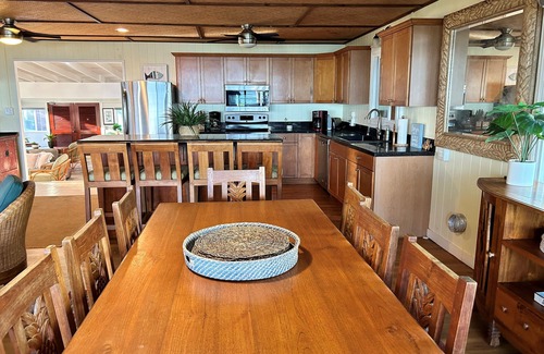 Mokuleia Casa | Beachfront Oasis on the North Shore of Oahu - Sleeps 6-8