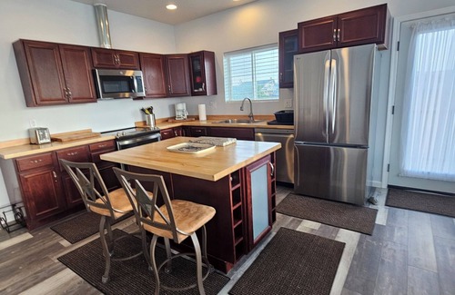 Coupeville Casa | Beachfront Oasis