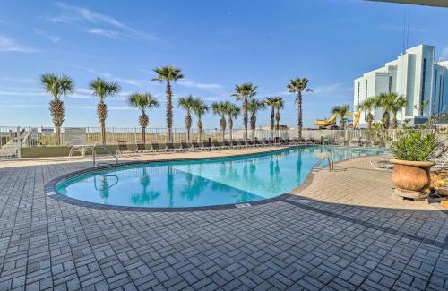 Orange Beach Apartamento | Beachfront Orange Beach Condo with Resort Amenities!