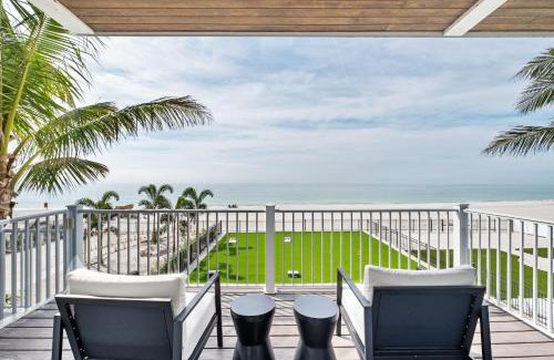 Bradenton Beach Casa | Beachfront Paradise