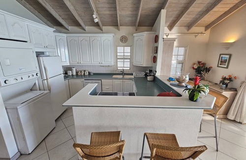 Worthing Condominio | Frente a la playa Penthouse # 7 Corte Leith