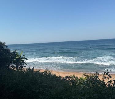 Zinkwazi Beach Casa | Beachfront petfriendly cottage