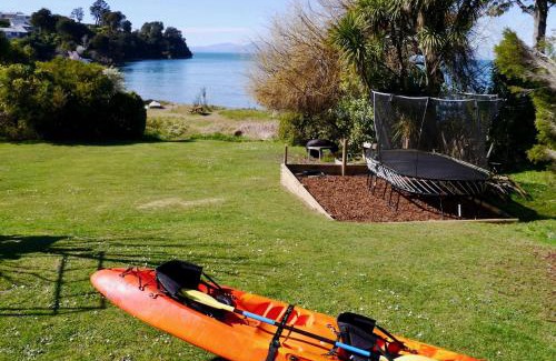 Kaiteriteri Casa | Beachfront Playground