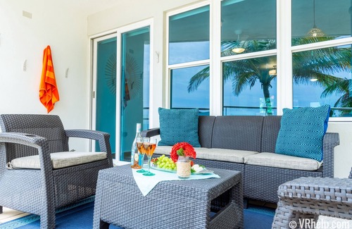 Puntas Condominio | Beachfront ★ Pool ★ All New ★ AC ★ Free Gated Prkng ★ Laundry ★ WiFi ★ 1st Floor