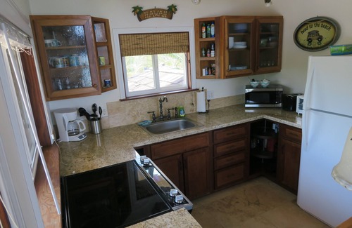 Waialua Casa | Suite privada idílica frente al mar en la hermosa costa norte de Oahu