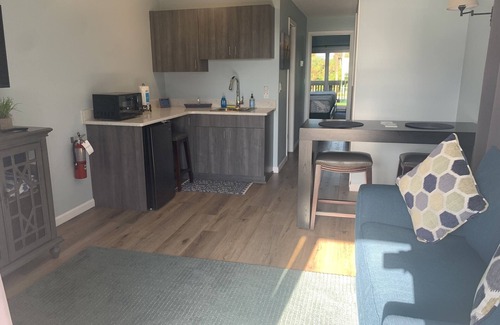 Melbourne Beach Casa | Beachfront Property Townhouse #2 Private Beach & pool -SLEEPS 8- 1King, 3Queens