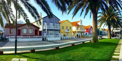 Barra Apartamento | Beachfront Costa Nova Villa - 3 BR Apartment