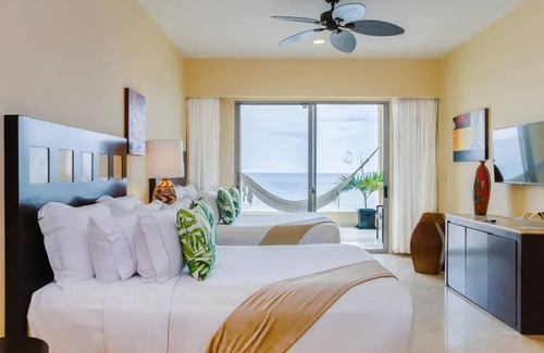 Puerto Vallarta Hotel | ★ Beachfront PV Studio ★ Hammock + Terrace Views ★