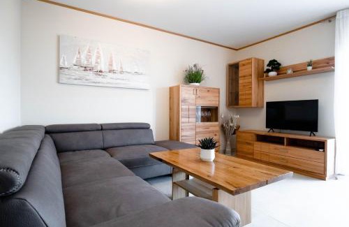 Privlaka Villa | Beachfront Reiterer Villa V3 with Jacuzzi 30 meters from the Beach - CROWONDER LUXURY RENT