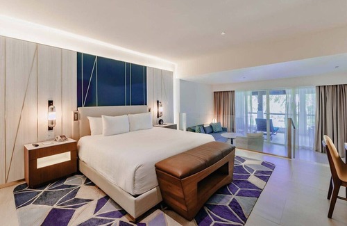 Punta Cana Hotel | Beachfront Resort in Punta Cana with Vibrant Casino & 13 Pools | 3 Units