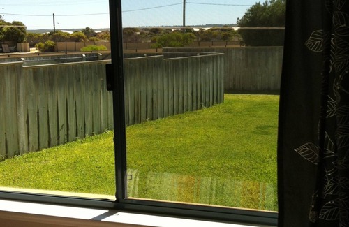 Lancelin Apartamento | BeachFront Retreat en Lancelin