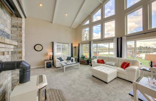 Sandpoint Casa | Beachfront Sagle Retreat with Boat Dock and Lift
