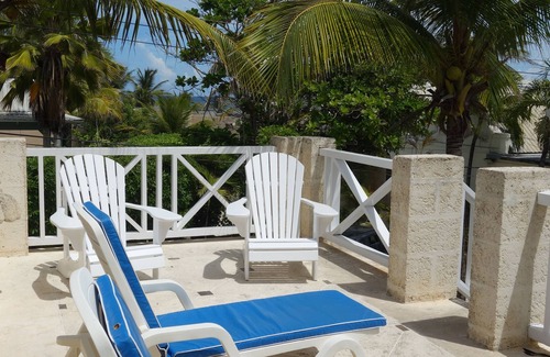 Silver Sands Apartamento | Beachfront Cottage frente al mar que se extiende sobre dos pisos