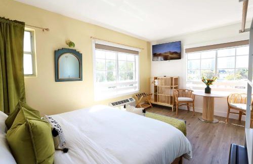 South Pointe Apartamento | Beachfront South of Fifth Suite on Ocean Drive Miami Beach