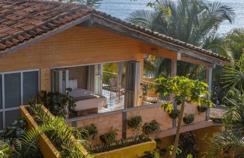 Amapas Villa | Beachfront Summer Villa