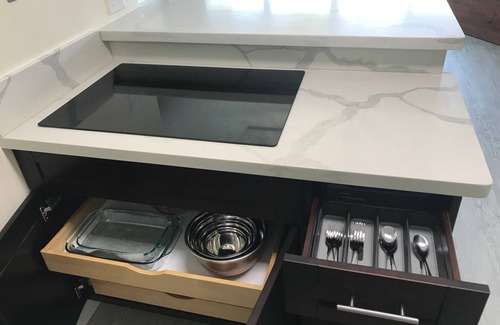 Makaha Apartamento | Frente a la playa, surf, completamente renovado