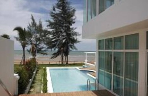 Prachuap Khiri Khan Villa | Frente a la playa 3 dormitorios piscina Villas