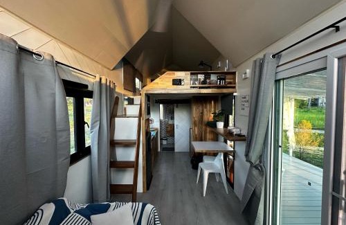Lipa Noi Casa | Beachfront Tiny House, Koh Samui, Thailand with FREE Rowboat