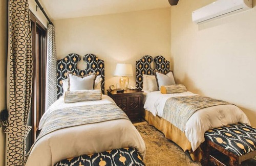 Los Frailes Casa | Beachfront+Ultra Luxury Casa Bellamar@East Cape!