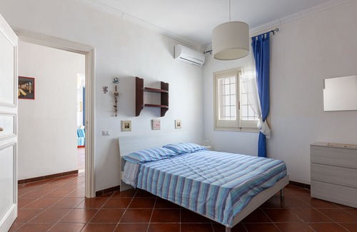 Sant'Isidoro Chalet De Esquí | Villa frente al mar, junto a la arena de la costa jónica m525