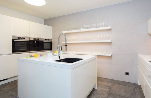 Okrug Gornji Villa | Beachfront Villa Azzurro With Pool