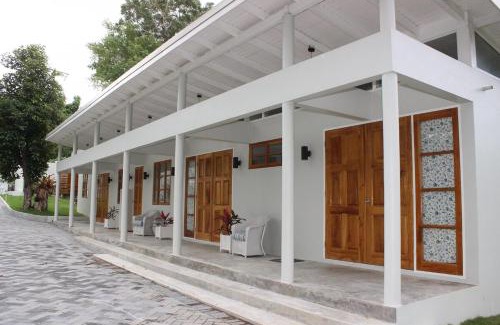 Tower Isle Villa | Beachfront Villa in Tower Isle Private Paradise