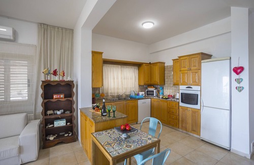 Meneou Villa | LABG5 Beachfront Villa Meneou