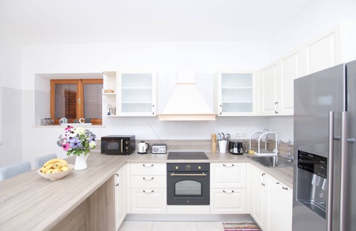 Stikovica Casa | Heritage Beach Villa Nena