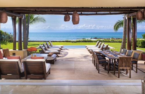 Punta de Mita Villa | "Your Own Private Luxury resort" Frente a la playa con personal completo