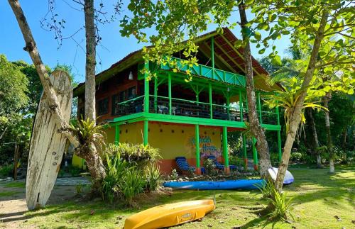 Puerto Jiménez Casa | Beachfront with mountain view