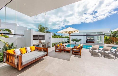 Long Bay Hills Villa | Beachside 4 Bedroom Villa with Pool and Resort Amenities - White Villas - v9