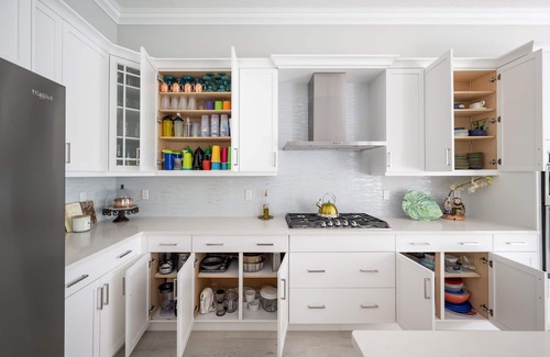 Wabasso Beach Casa | 3 BR, 3 baths home: Heated pool and Walk to the beach. Sleeps 10!