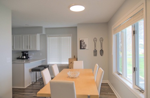 Bayfield Condominio | Beachside Bliss | Airy Vibes and Island Views