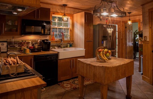 Folly Beach Casa | Beachside Boutique Inn