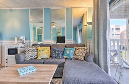 North Beach Condominio | Beachside Corpus Christi Condo w/ Amenities!