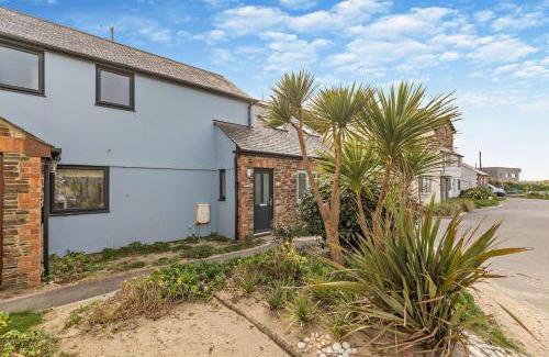 Porthtowan Casa | Beachside Court