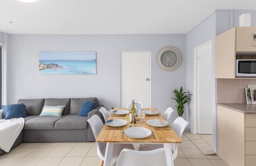 Towradgi Apartamento | Beachside Escape A Breezy Waterfront Family Abode