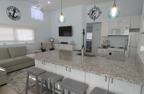 Ocean Beach III Cabaña | Beachside Escape Cottage Just Steps to Sand & Sun! 2025 Bookings are now open!