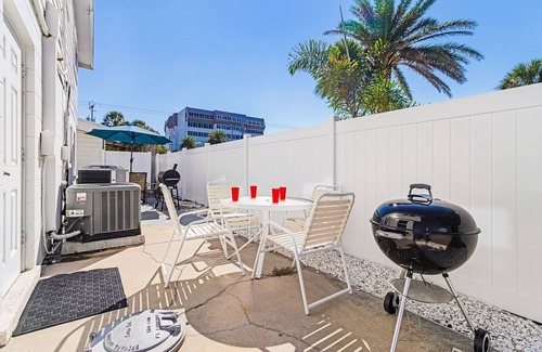 Aloha Kai Casa | Beachside Escape for 6 with Pool & Direct Sand Access – Aloha Kai #49