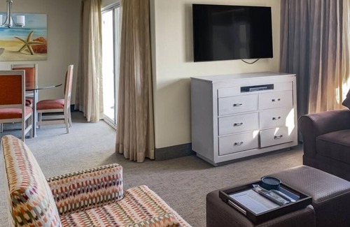 Capistrano Beach Complejo | Beachside Getaway! 3 Comfortable Units, Steps from the Beach, Pool